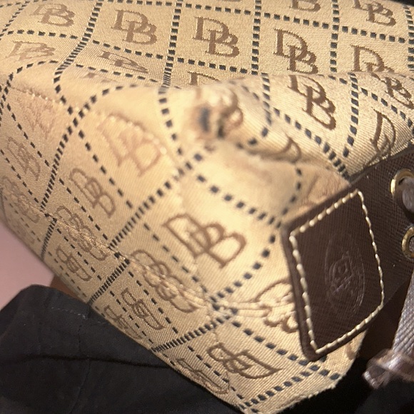 Dooney & Bourke Shoulder Bag - Picture 8 of 9